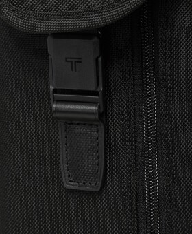 Porta-fatos 61 cm c/ 4 Rodas Preto - Alpha - Tumi