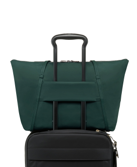 Bolsa de Ombro Q Tote Verde Alpino | Voyageur | Tumi