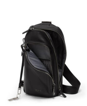 Bolsa de Peito Sling Gregory em Pele Preta | Harrison | Tumi Slings