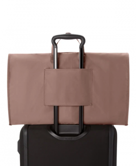Porta-Fatos Expansível Mauve | Acessórios | Tumi Essenciais de Viagem