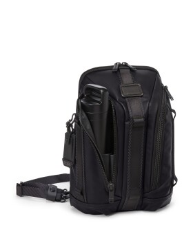 Bolsa de Peito Sling Knight Preta | Alpha Bravo | Tumi