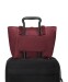 Bolsa de Ombro Pequena Just in Case® Vinho | Voyageur | TUMI