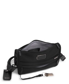 Bolsa de Tiracolo/Clutch Preta - Alpha 4 - Tumi